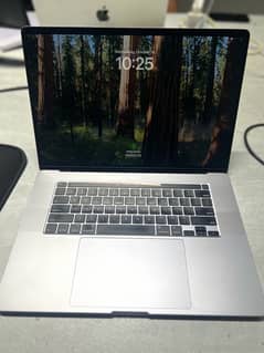 MacBook Pro 2019 (16-inch, 500GB SSD, 32GB RAM)