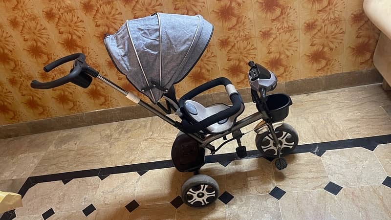 Tricycle  pram for kids 3