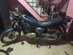 SUZUKI GS 150 2014/15