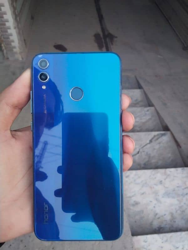 honor 8x 4ram 128 rom new condition ha with box ha 2