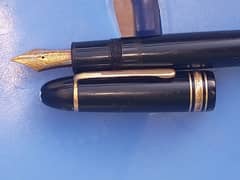 gold pen