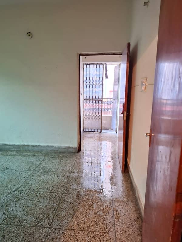 5 MARLA UPPER PORTION FOR RENT READY TO MOVE IN ALLAMA IQBAL TOWN 1