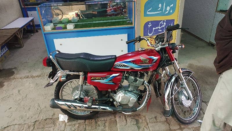 Honda 125 for sale 23. /24 All documents  clear 5