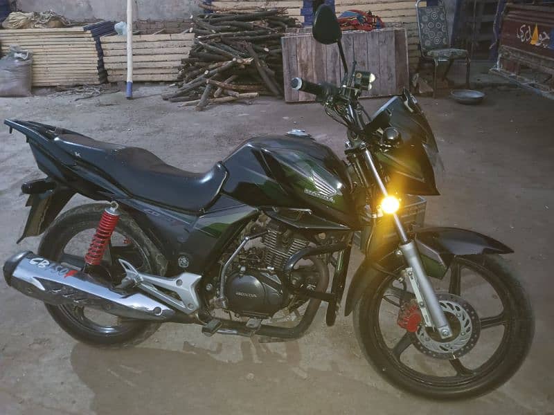 Honda cb150f good condition exchang possible 03004700175 4