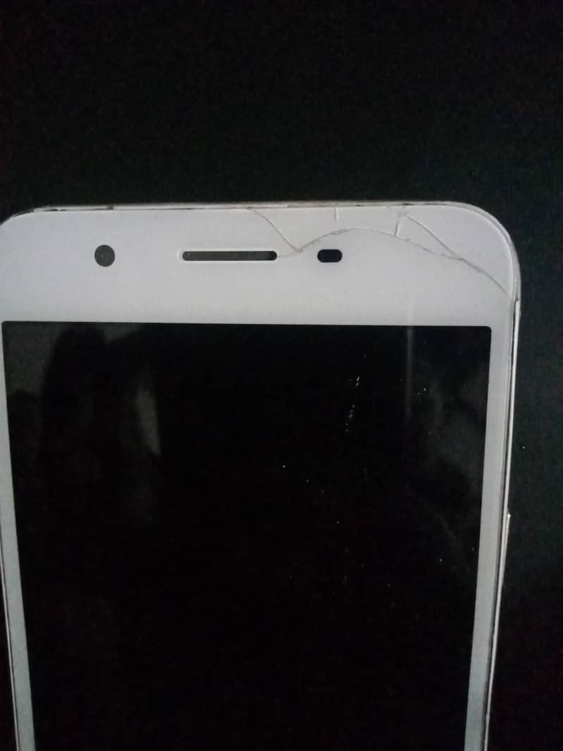 Oppo F1s Used Condition 8/10 0