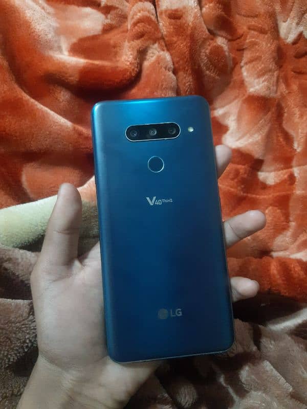 LG v40 thinQ non pta 1