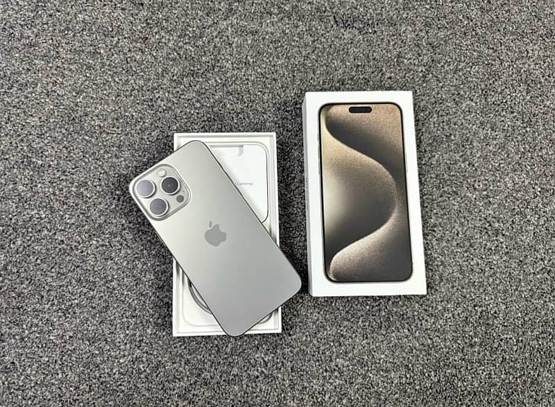 iphone 15 pro max 256GB 0