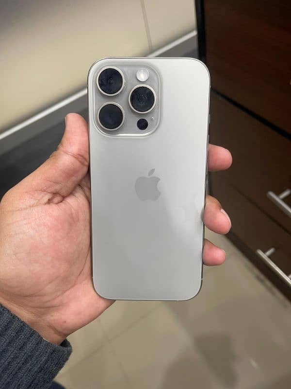 iPhone 16 pro 256gb 6