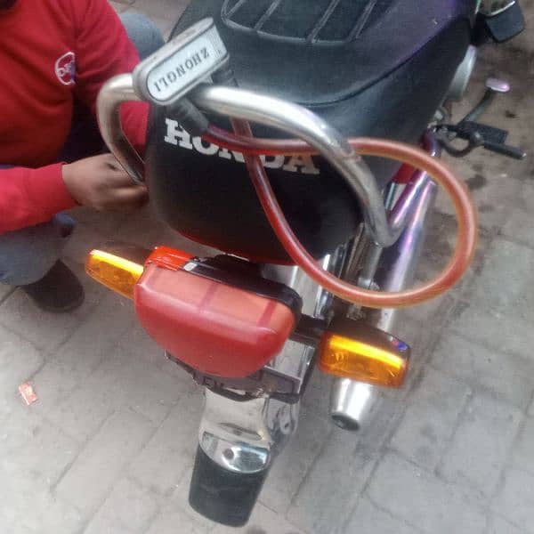 Honda 70cc  ( 2019 Model Ok ) 2