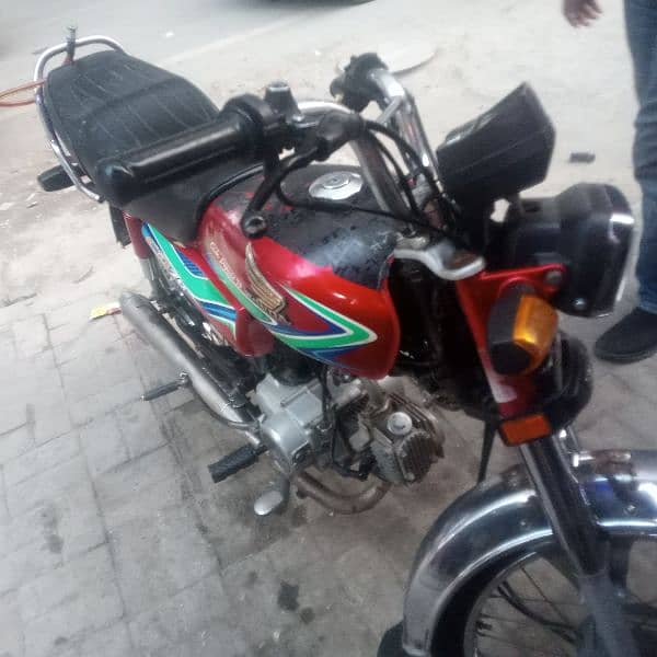 Honda 70cc  ( 2019 Model Ok ) 4