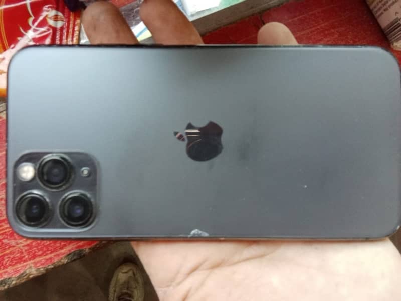 I phone 11pro used condition 10/9  non pta 1