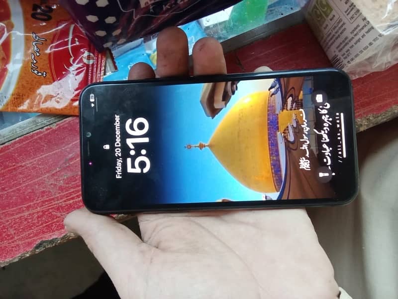 I phone 11pro used condition 10/9  non pta 7