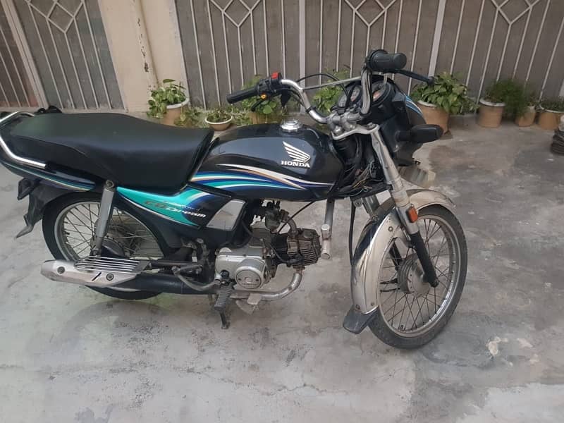 Honda CD 70 Dream 2014 0