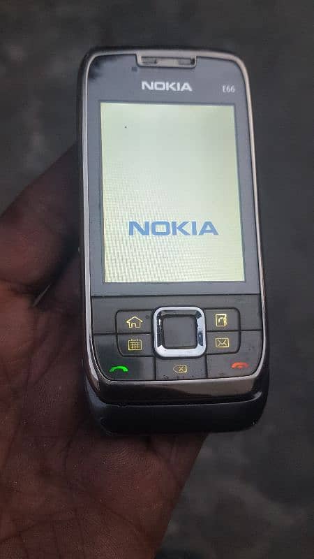 Nokia Symbian E66 3