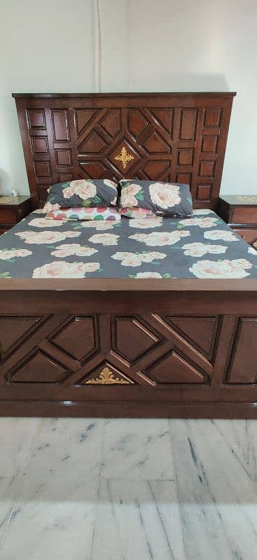 gourmet furnishers bed for sale 1