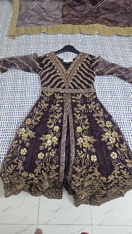 Akbar aslam wedding wear 3 piece ready to wear dress. 2