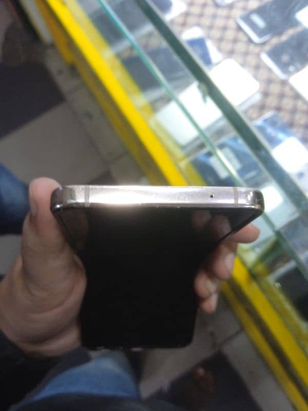 Samsung Z Flip 4 1