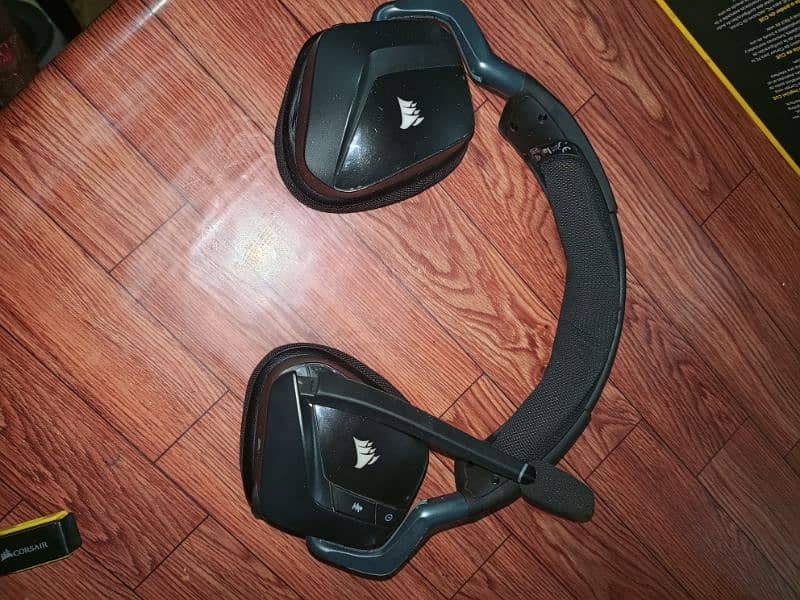 Corsair void pro wireless headphones 3