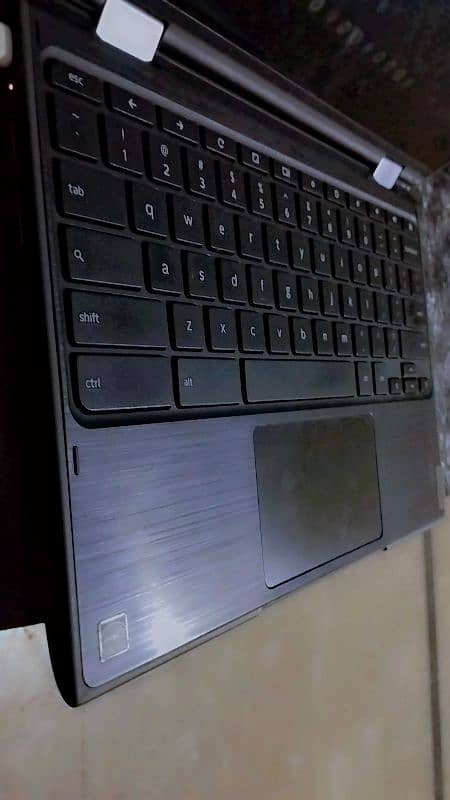 chrome book touch screen 1