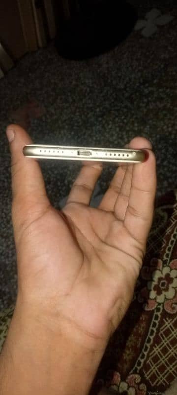 I phone 7 /128Gb PTA 4