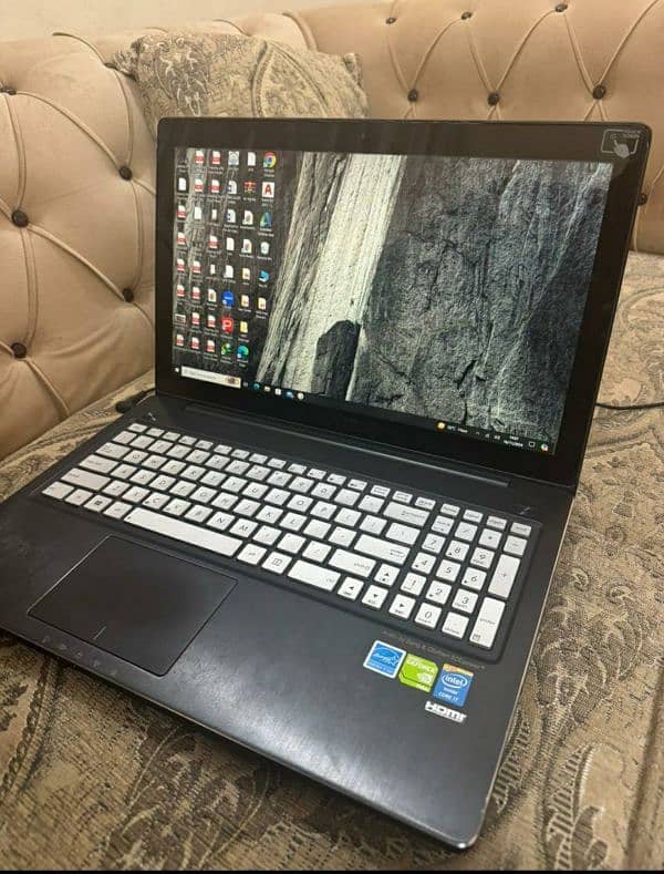 ASUS Core i7 4th Generation, 6 GB RAM &550 GB Hard, 9