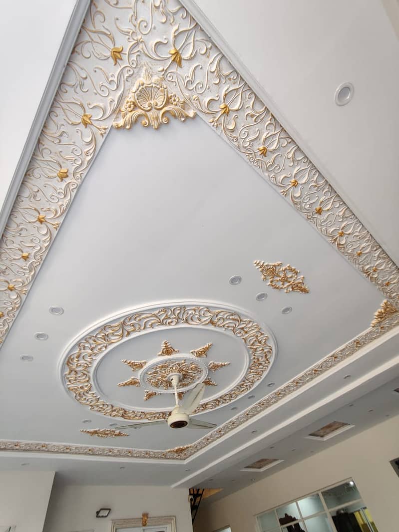 False Ceiling/Gypsum Ceiling/PVC Ceiling/wall moulding/Media Walli 3