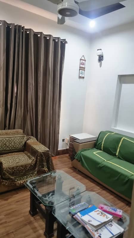 Wapda Town G5 block 5 mrla used tailed floor double kitchen house for sale 0