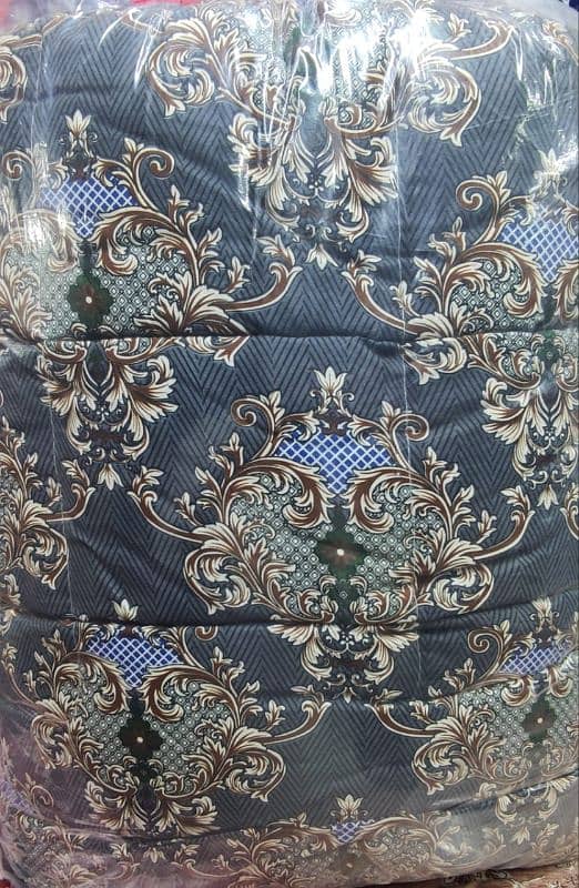 VIP Razai 5 to 6 kgs polyester filling in  100% crystal fabric 15