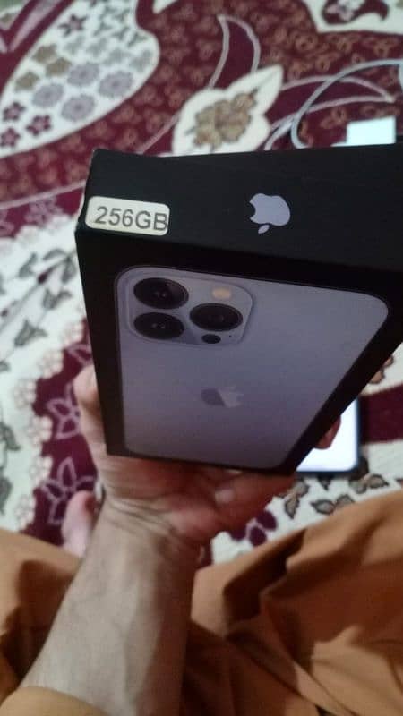 iphone 13promax 256gb. ,contact 03182072172 0