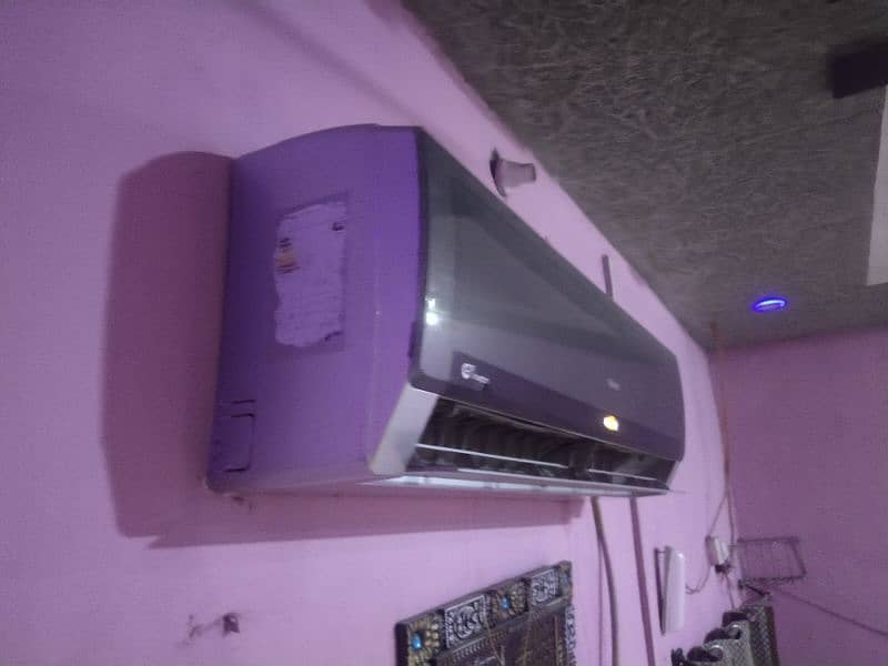 gree inverter AC 1.5 condition 10/10 for sale 03015185535 2