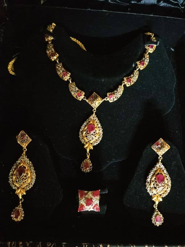 Necklace and Earring Set 1