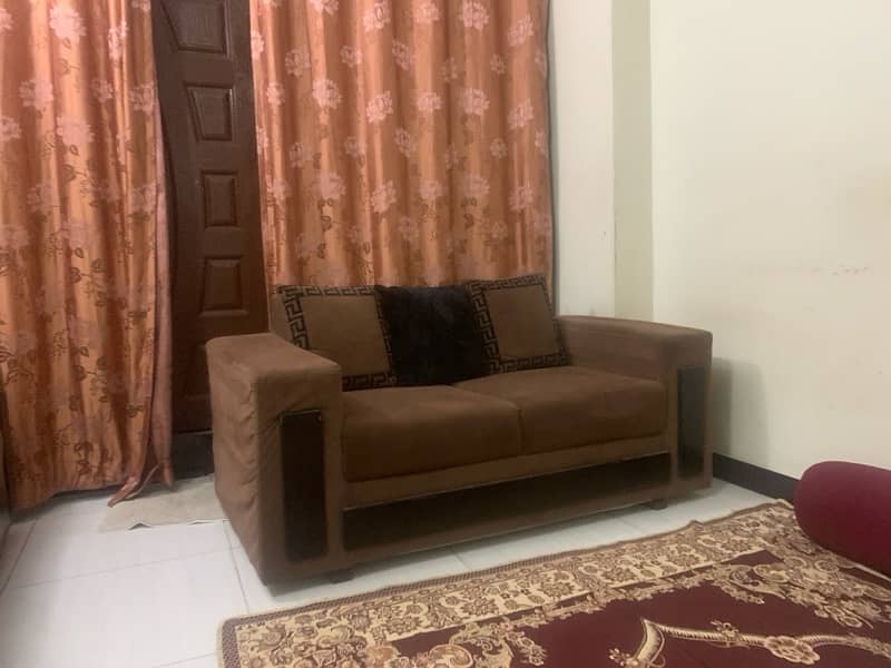 6 seater sofa set brown color 0