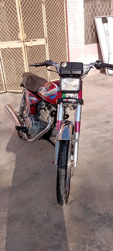 Honda 125 2018 modal all ok very good condition 3