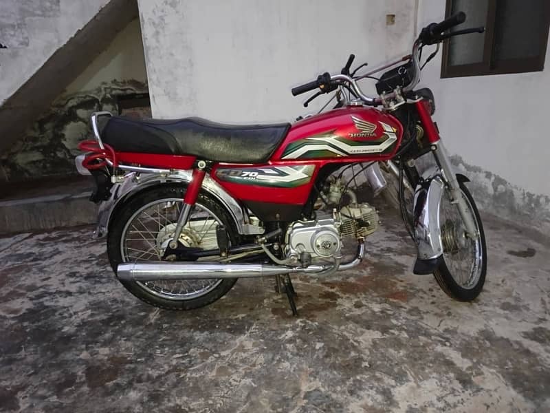 Honda 70 for sale in lahore 3