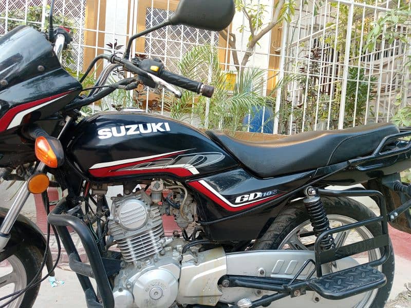 Suzuki gd 110s 8