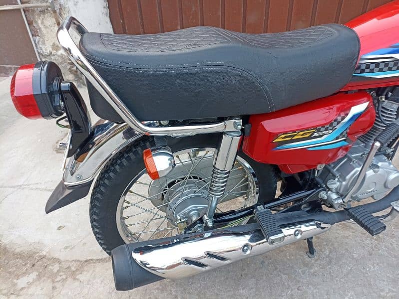 2024 Model Honda 125 8