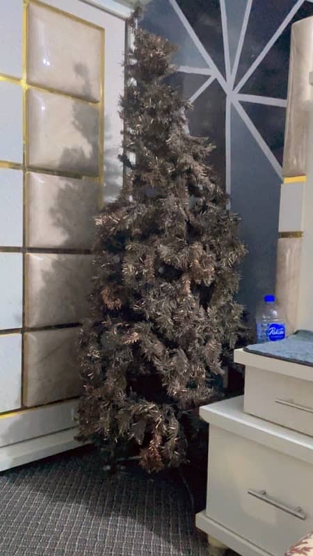 christmas tree 0