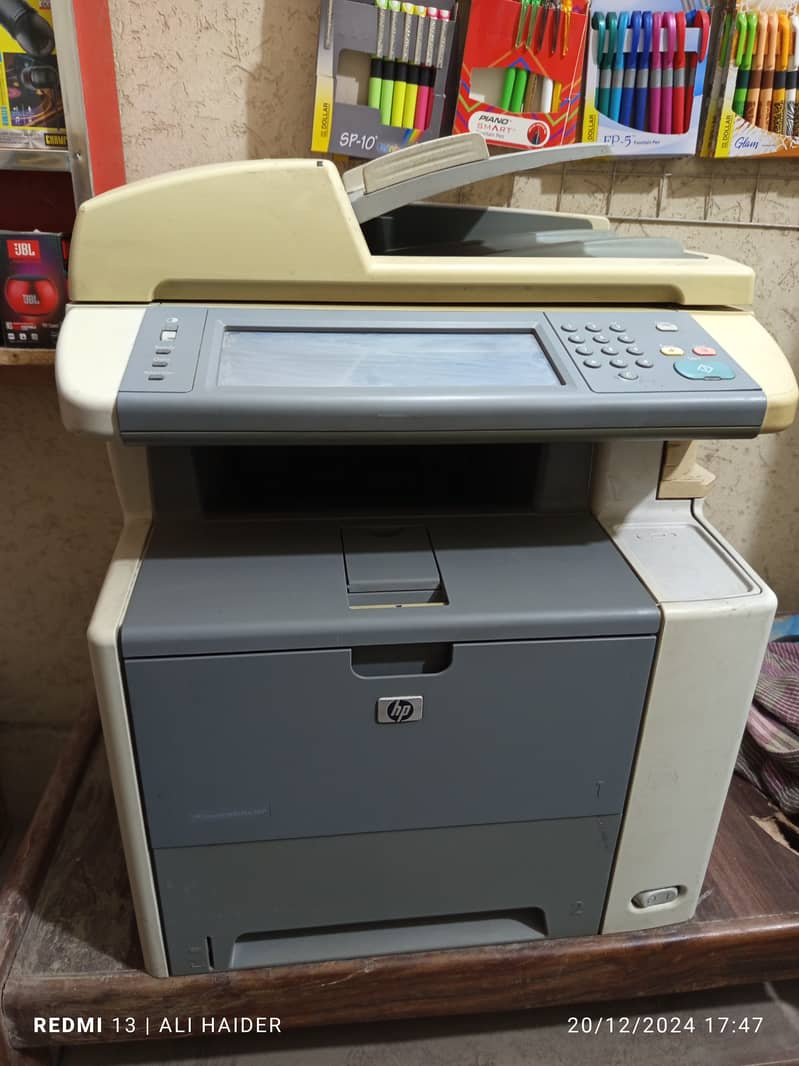 HP laserjet 3035 Printer photo copier and scanner 0