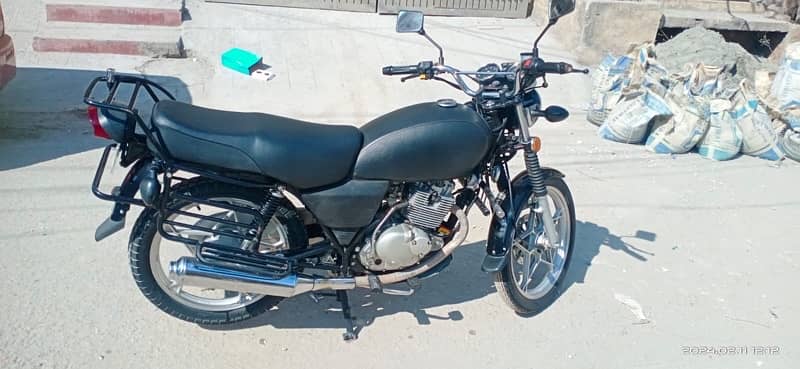 Suzuki GS-150 1