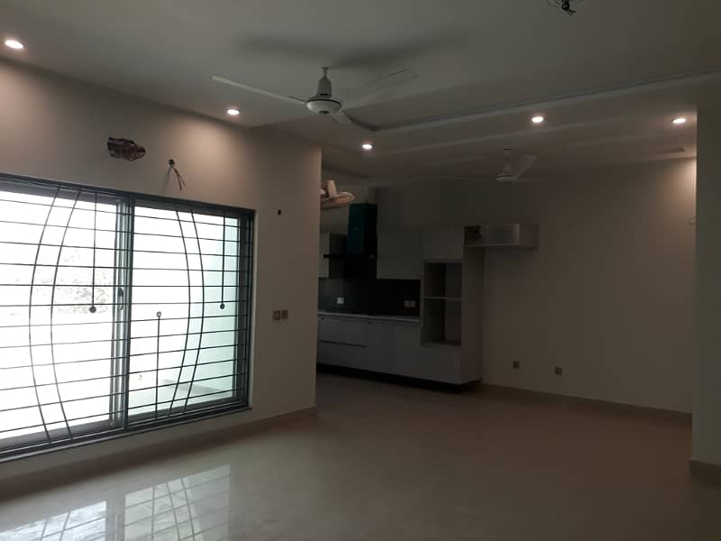 DHA 1 Kanal Ideal Upper Portion With Separate Gate For Rent In Phase 4 15