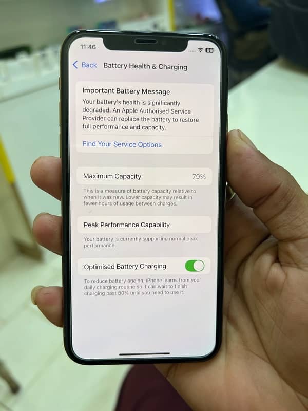 iphone XS  64GB  Factory Unlock 4