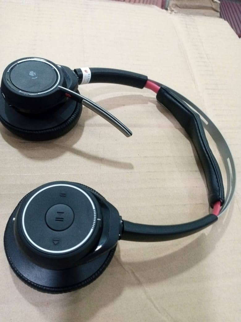 Plantronics Voyager Focus 3