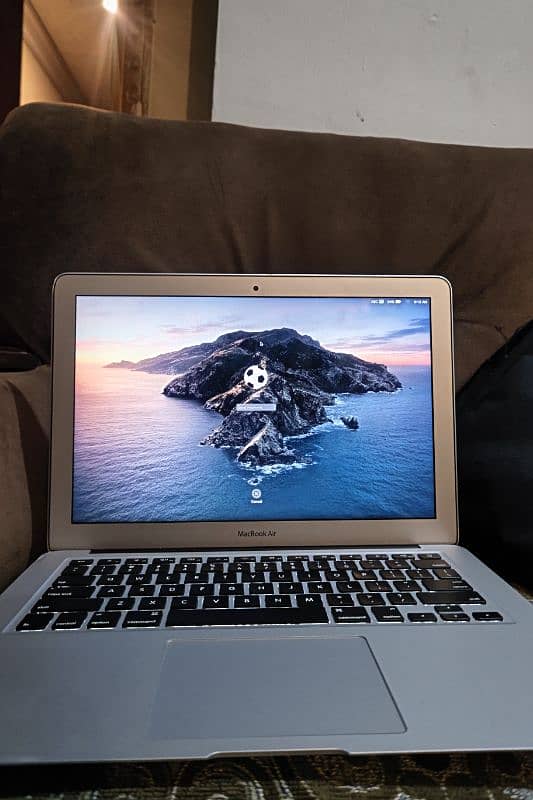 Apple MacBook 2014 model 6