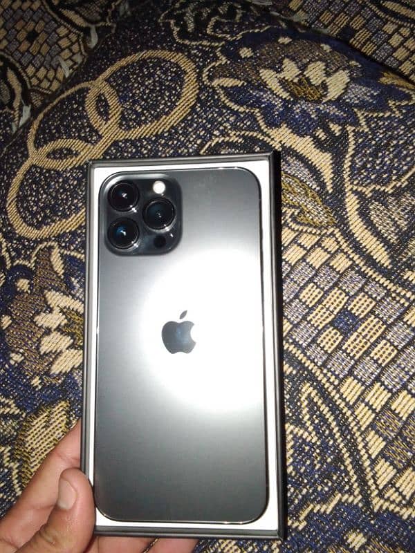 iphone 13 pr max 256gb 97 BH with box 9