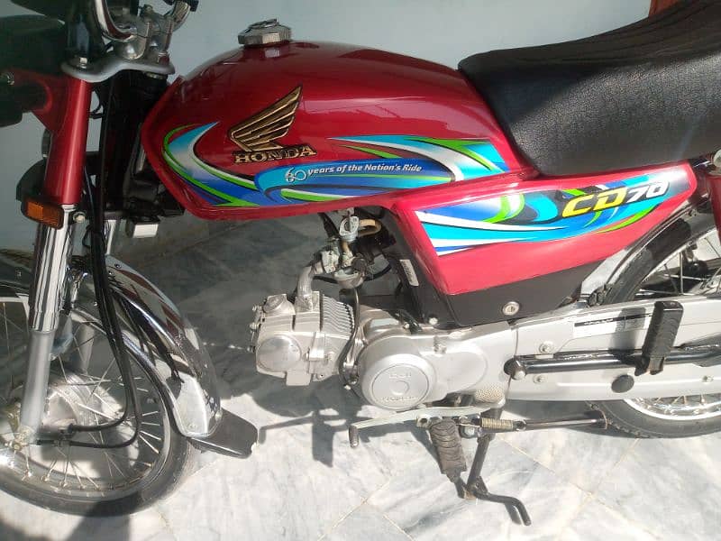 HONDA CD 70 LUSH and GENWAIN condition 2024 model . . . 5