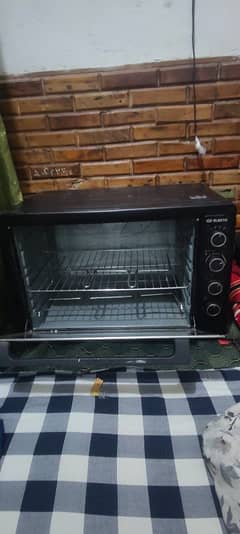 little being used oven import from dubai resturent