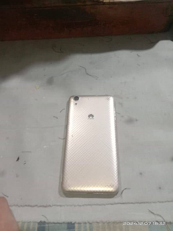 Huawei y6 2