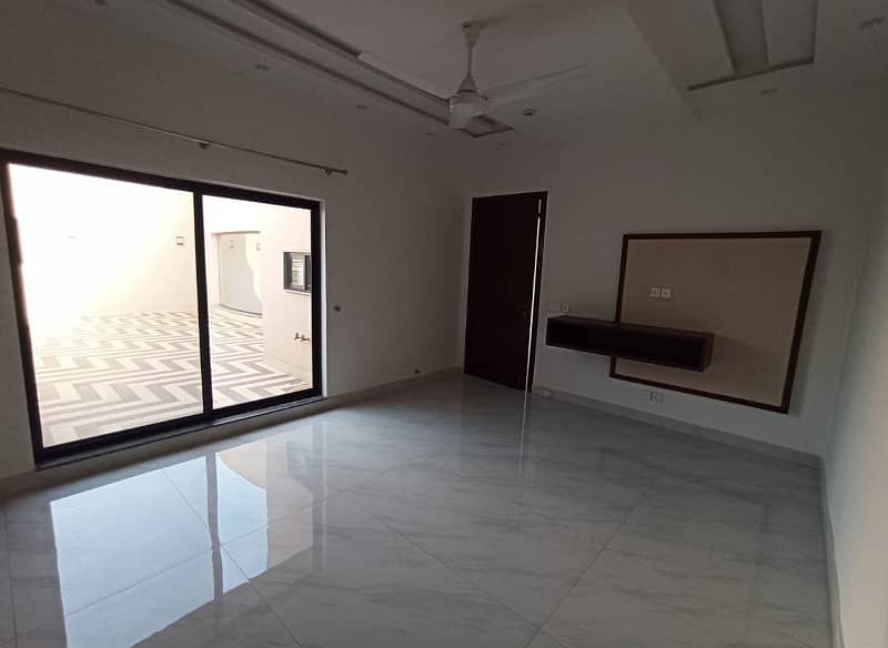 1 Kanal House For Rent In DHA Lahore Phase 6 Near DHA Raya 4