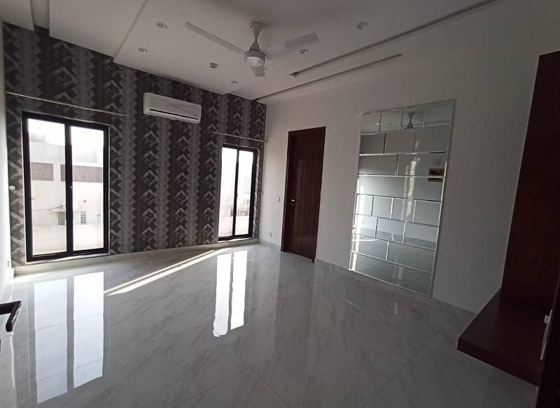 1 Kanal House For Rent In DHA Lahore Phase 6 Near DHA Raya 18