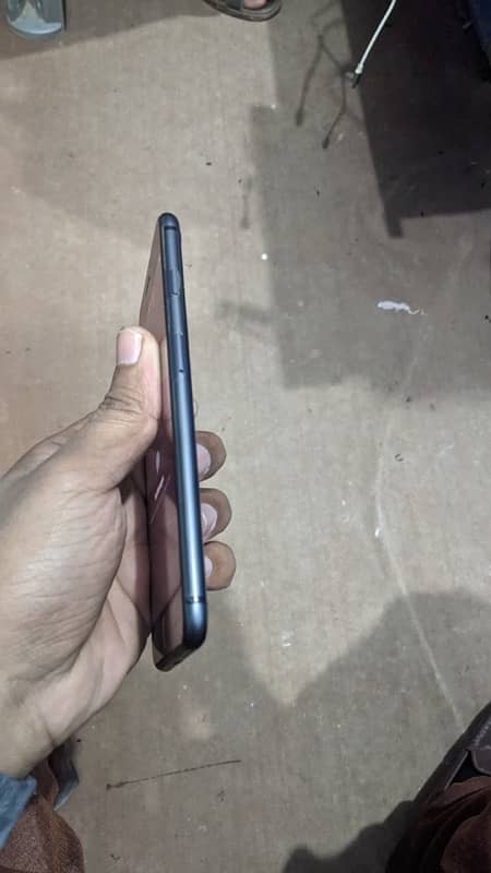 iPhone 8plus 64gb non Pta ha  79 battery healt PUBG ma 60 fps deta ga 0